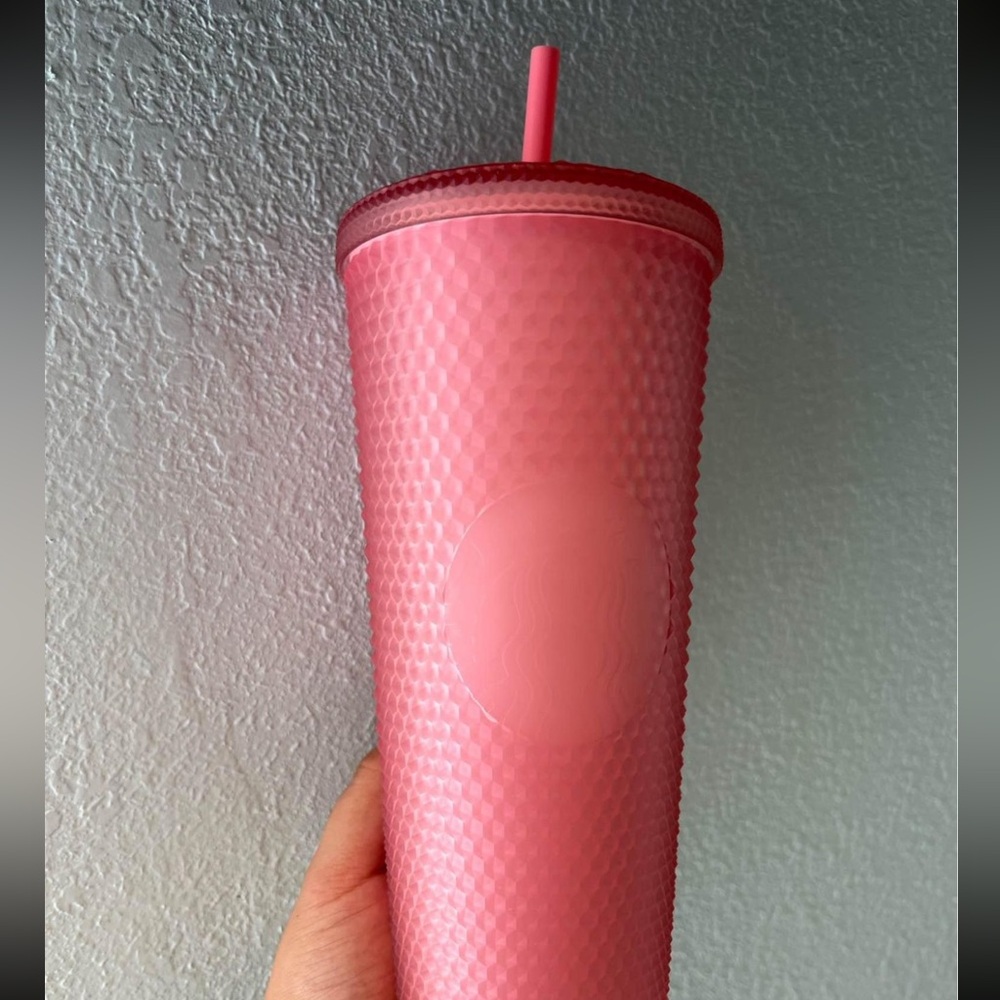 Starbucks Venti cup